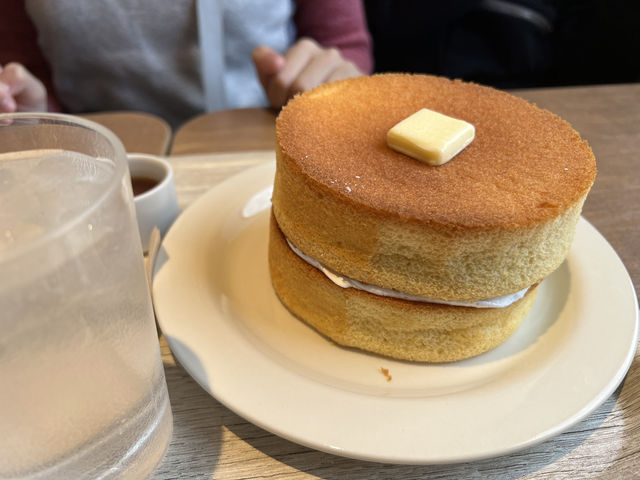 🍤 Shrimp Surprise & Cozy Vibes – MOS Burger Aomori Yanakawa Review