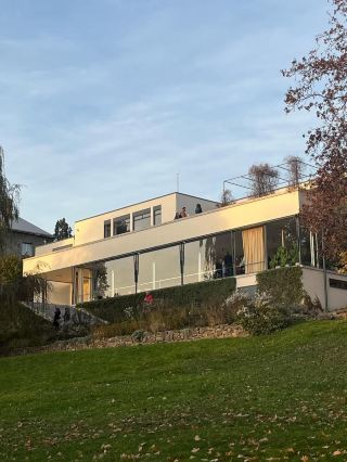 🪟布魯諾·圖根哈特故居 | “20世紀現代主義建築的聖地”，密斯美學的發源地