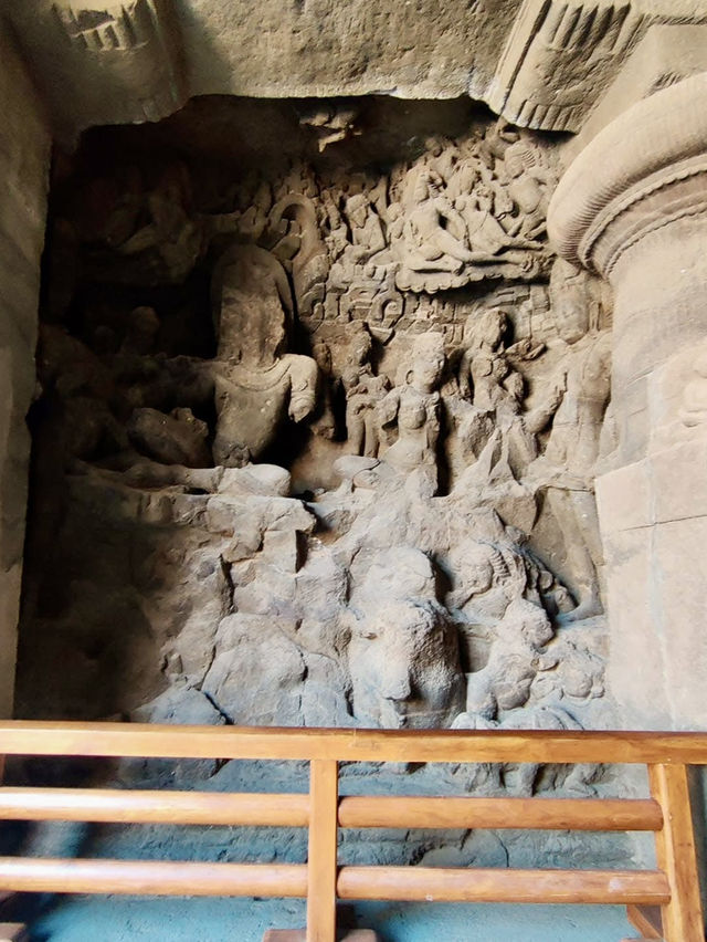 Elephanta Caves – History on an Island