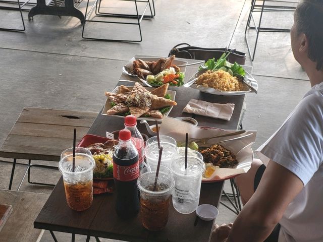 RAK NA’S COFFEE & TERRACE/悠閒享受曼谷郊區的田野風光