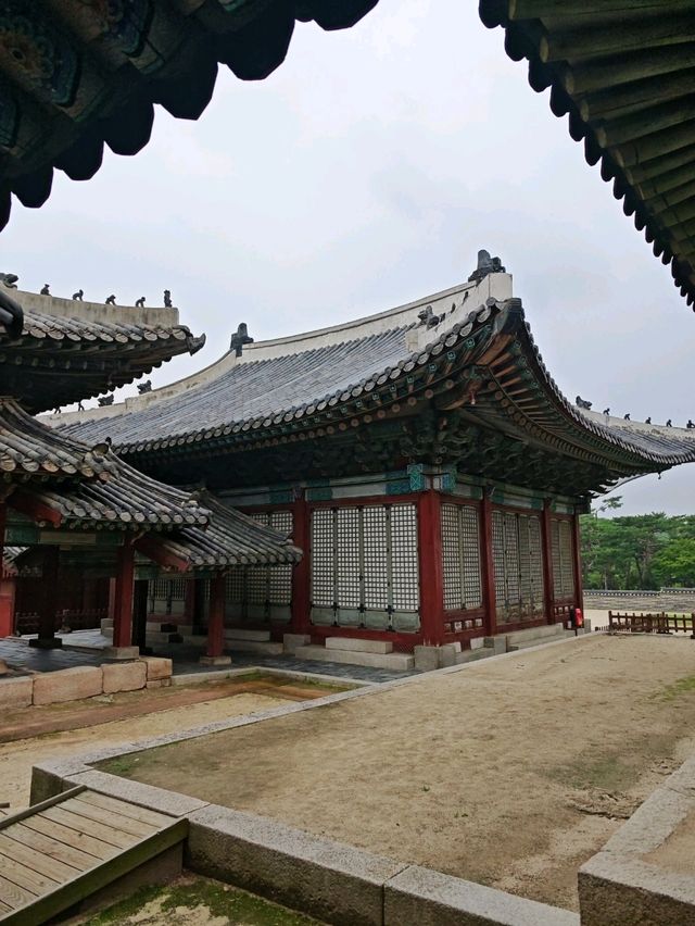 Chanyeonggung and Changdeokgung Palace, Seoul