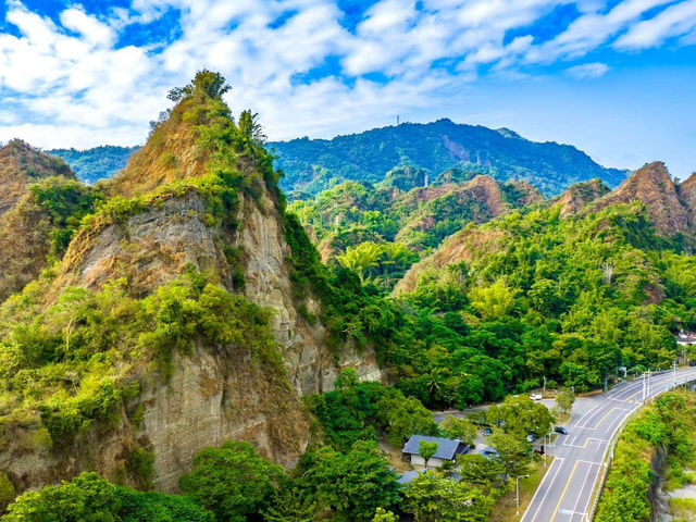 台灣小桂林 × 火焰山：高雄十八羅漢山晨霧秘境攻略