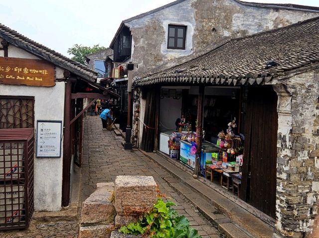 When I entered this Ancient Water Town, I instantly fell in love in it