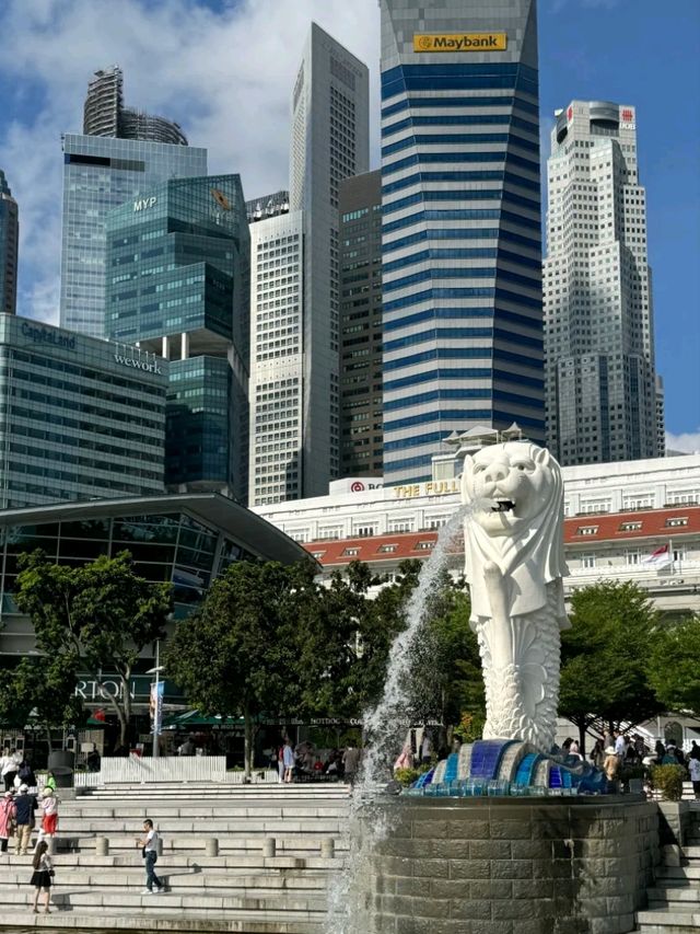 🦁✨ Roar with the Icon! – Merlion Park Singapore 