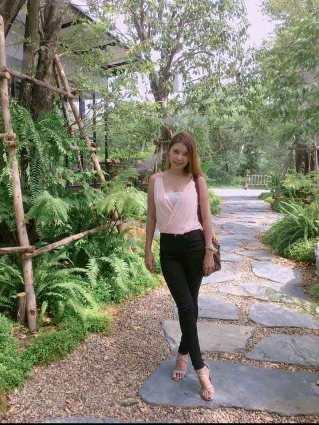 Foreste Cafe By ANNA NAVA นนทบุรี