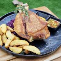  Blue Dragon – คาเฟ่ & บีชคลับสุดหรูริมทะเลพัทยาใต้