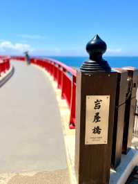 🌊 Solo Adventure: Enoshima Iwaya Caves – Where Legends Live Under the Sea Cliffs