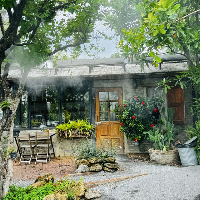 🕍 Let Me Tell You Our Story Cafe💒