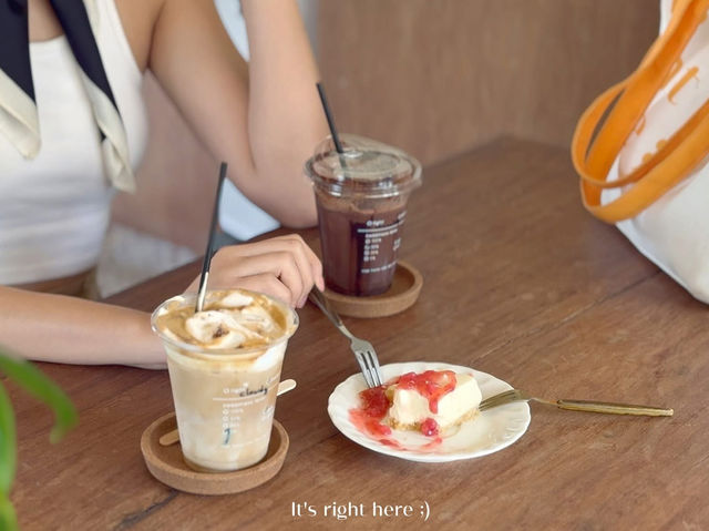 🐾 URGE Café Chiang Rai 😻