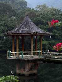 evokes serenity and timelessness