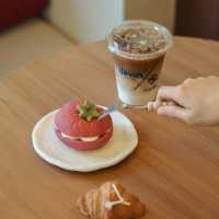Ilavin Cafe คาเฟ่เล็ก ๆ ซ่อนตัวในซอยห้วยขวาง 