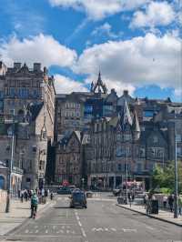 Waverley Bridge: Edinburgh's Iconic Gateway
