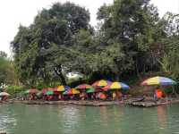 “Yulong River: Bamboo Rafts, Karst Peaks & Countryside Dreams – A Quiet Escape near Yangshuo”