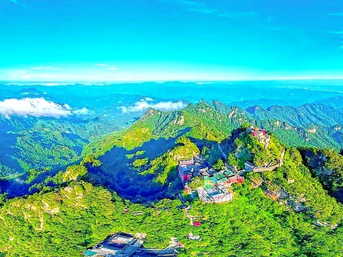 Sacred Peaks of Tai Chi Legends | Trip.com Wudang Scenic Spot