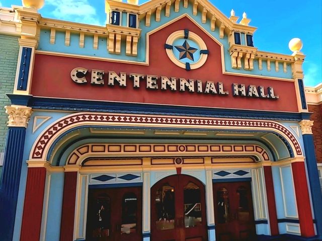 A Nostalgic Welcome on Main Street, HK Disneyland! A Nostalgic Welcome on Main Street, HK Disneyland!