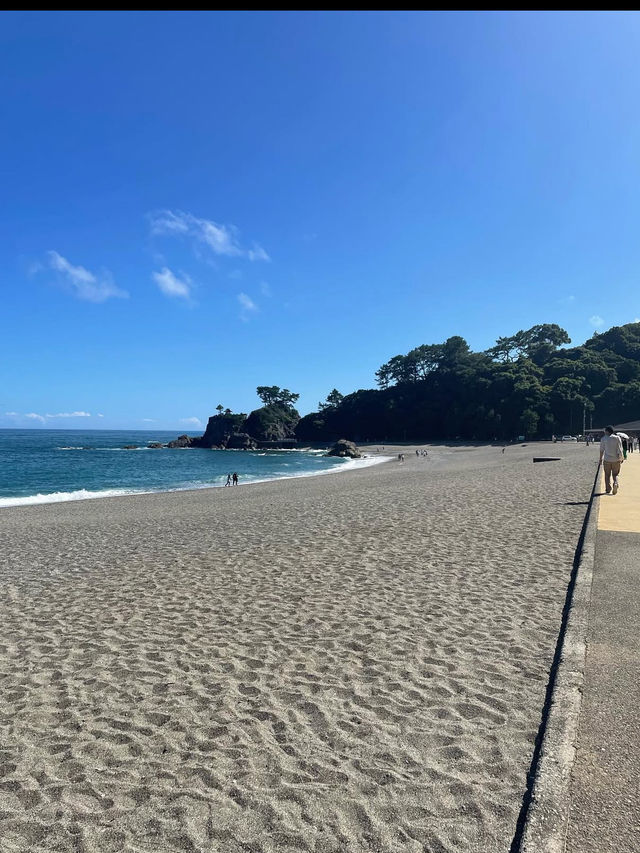 月と海と龍馬のまち。桂浜で心ほどける絶景旅 月と海と龍馬のまち。桂浜で心ほどける絶景旅
