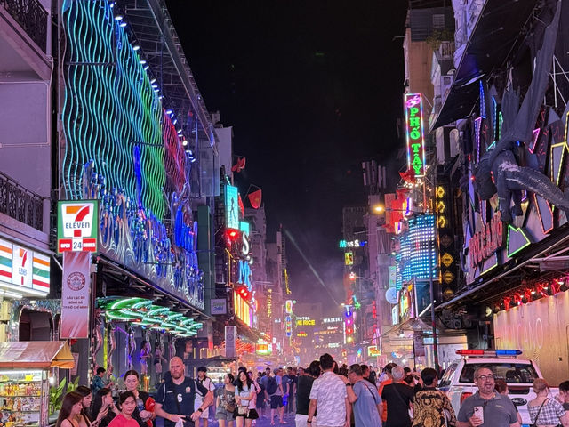 Bùi Viện Walking Street 🌃