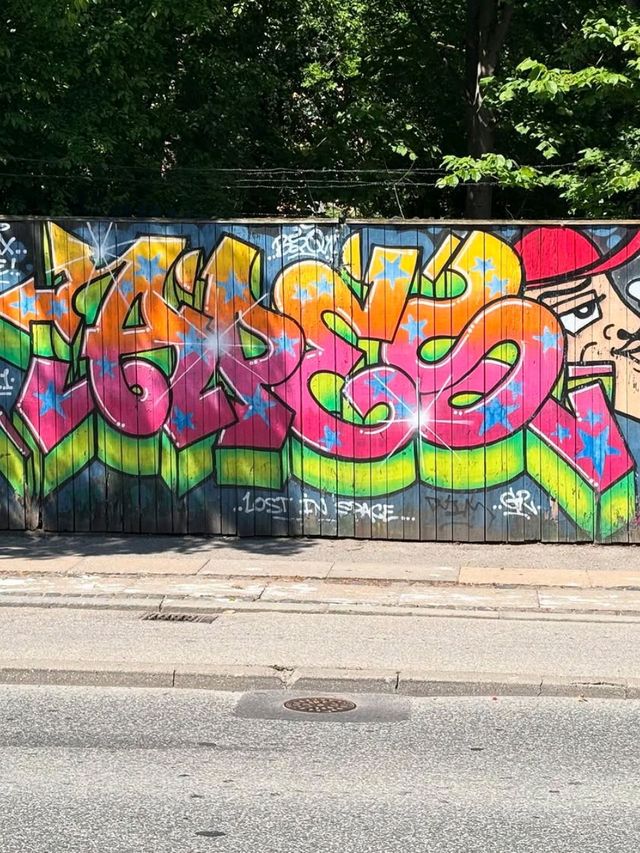 Laid Back Stroll Through Freetown Christiania