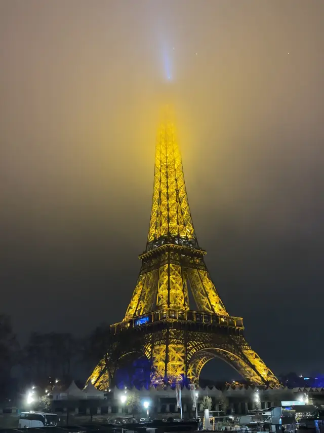 星光下的塞納河：巴黎流金夜航祕笈