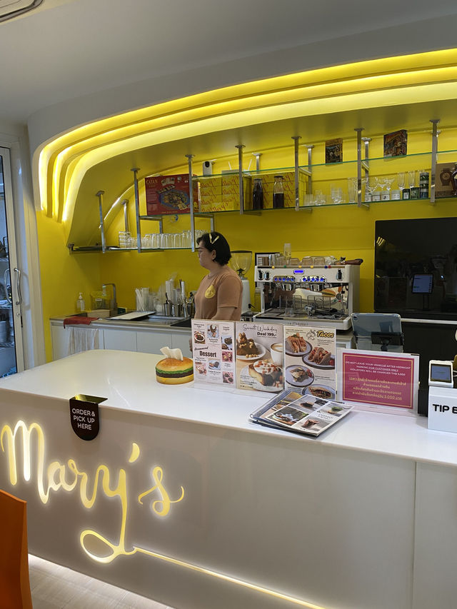 รีวิว Mary’s Cafe & GameHaus — คาเฟ่บอร์ดเกมแฮปปี้