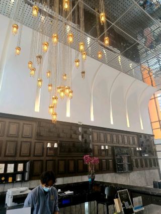 호라이즌 카페, 비스포크 호텔의 조식 뷔페