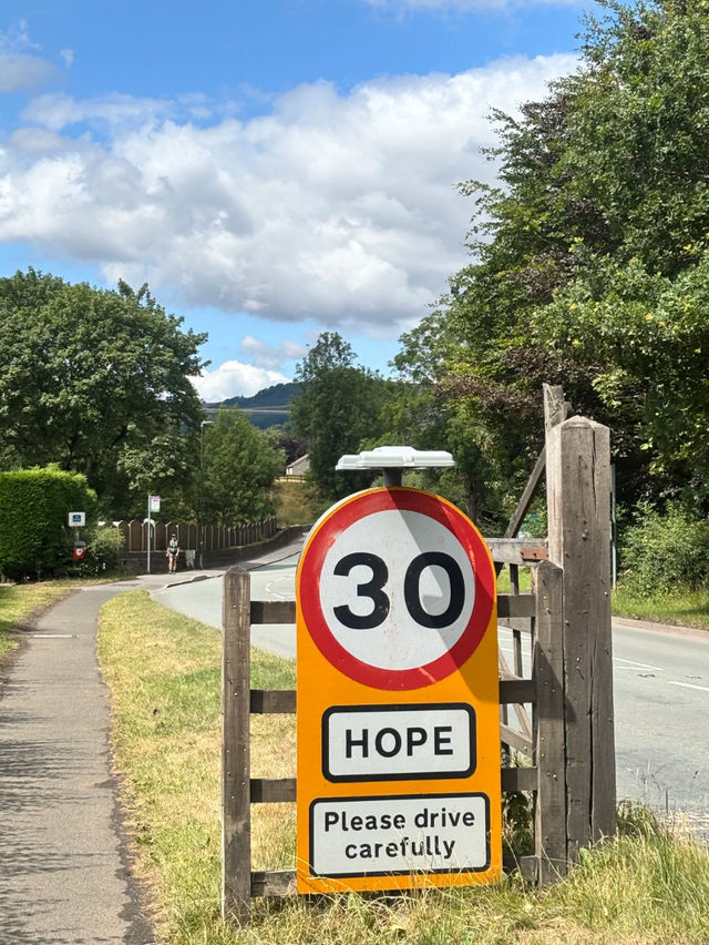 On the Road Through UK: Long Road Trip Itinerary – Peak District 