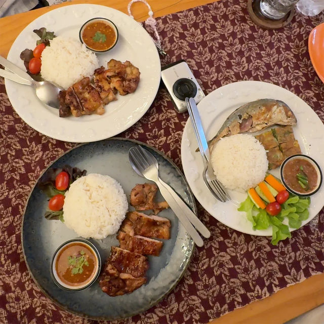 📍828 มะตะบะอร่อย Halal