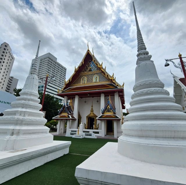 วัดทองนพคุณ