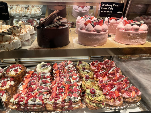 🥐 Sweet Tooth Crawl in Shanghai — 3 Must-Visit Bakeries & Cafés