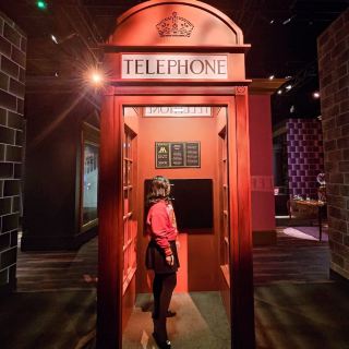 คาถา ม้วนหนังสือ และเซลฟี่: วันมหัศจรรย์ของฉันที่นิทรรศการแฮร์รี่ พอตเตอร์