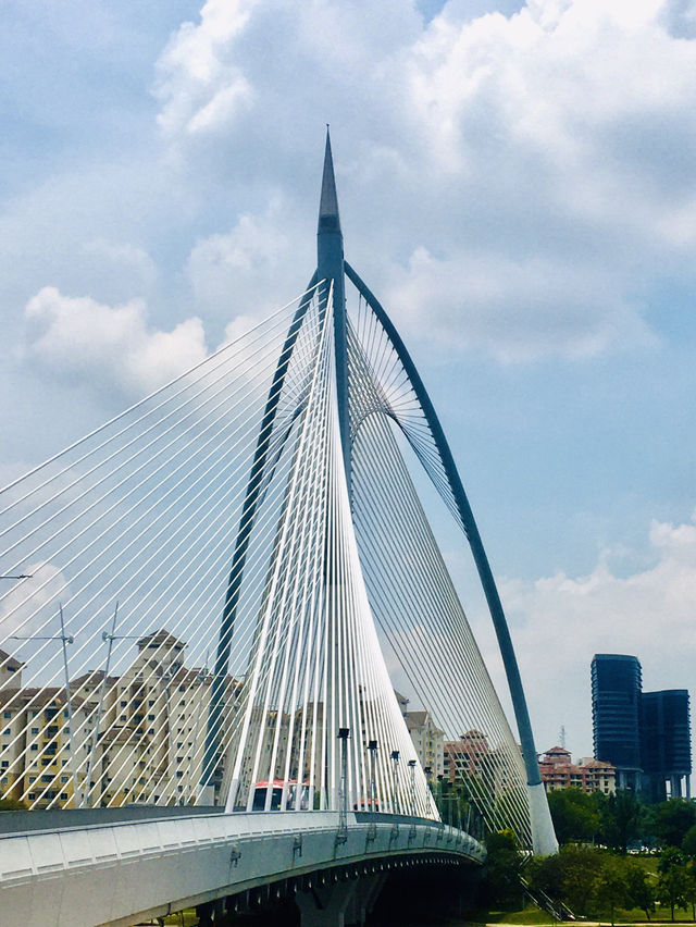 Symbolizes Modernity and Innovation