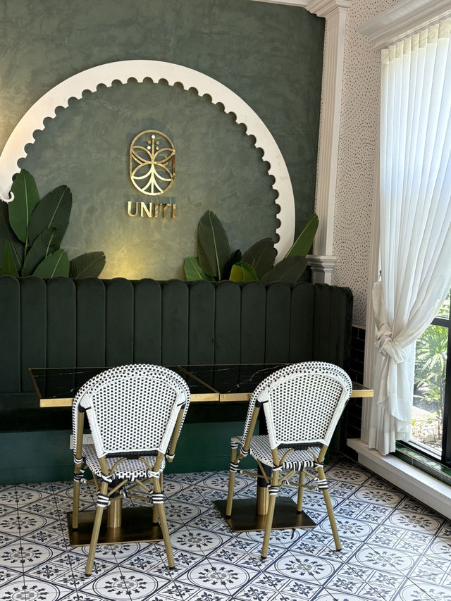 Uniti Republic in Ipoh Serves Asian-fusion Dishes