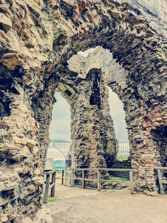 Echoes of Courage: A Solo Journey to Castell Dinbych (Denbigh Castle)