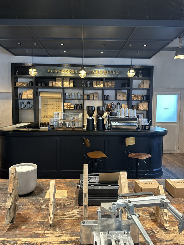 沉浸式香氣體驗,新天地 Le Labo 超美窗景🍂 沉浸式香氣體驗,新天地 Le Labo 超美窗景🍂