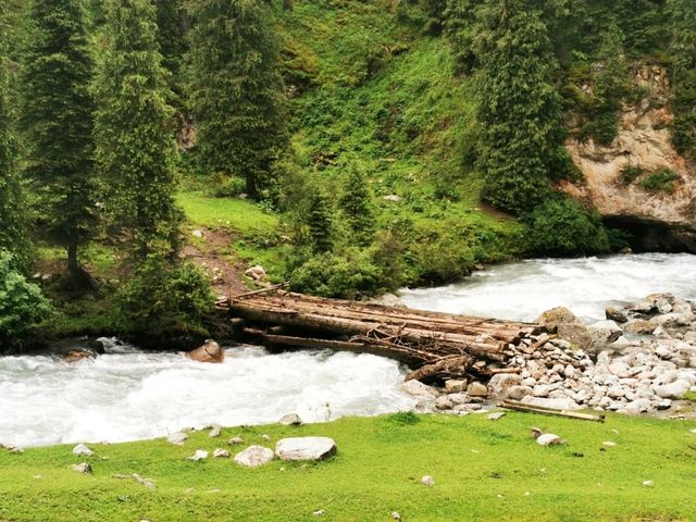 Unforgettable Altyn Arashan – Kyrgyzstan’s alpine paradise Unforgettable Altyn Arashan – Kyrgyzstan’s alpine paradise