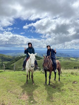 🇮🇷 มอนเตเบร์เด, คอสตาริกา: กรานฆา มอนเตเบร์เด เอคูส 🐴