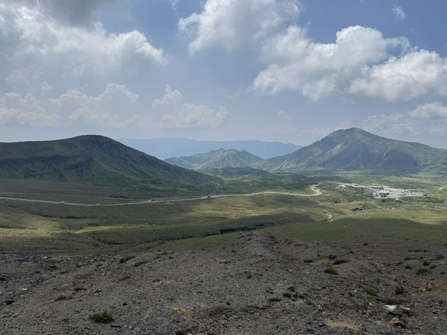 熊本最大火山區 阿蘇山岳 九州必去景點 熊本最大火山區 阿蘇山岳 九州必去景點