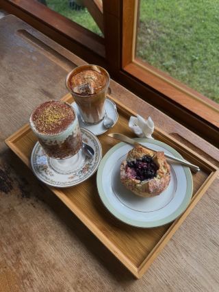 🌸ที่ซึ่งธรรมชาติและอารมณ์มาบรรจบกัน คาเฟ่ริม ยองจงโด