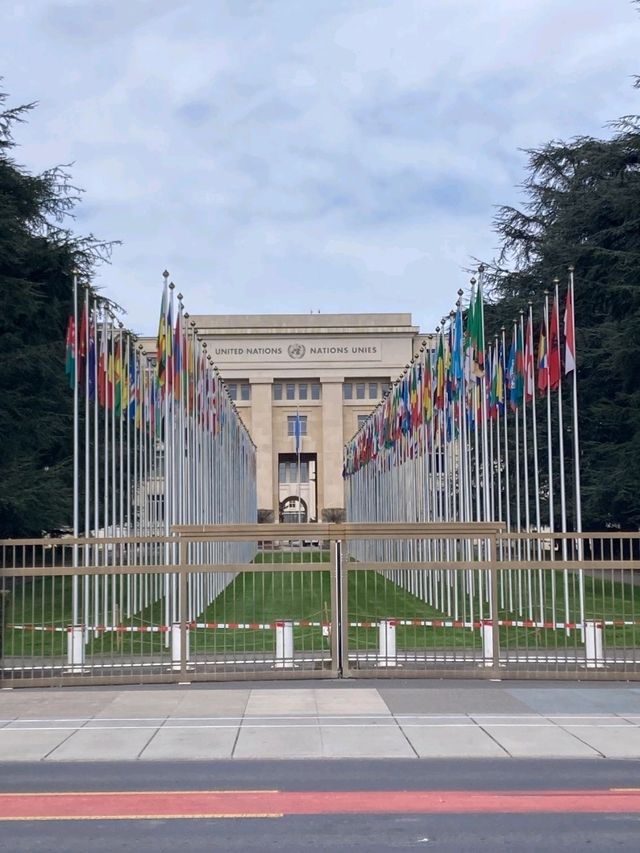 Geneva: Elegance Between Lake and Mountains 🇨🇭