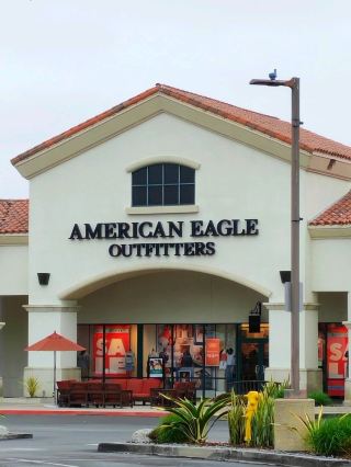 The Oxnard outlet mall system is wide spread across many miles (definitely more than five miles). This place is so huge that it's walk till you drop. 

If you are coming with family, it's best to go on a cloudy or rainy day. There are no shades in the area and requires outside walking from shop to shop. If your kids will get tantrum from heat waves, don't come on a sunny day. 

Camarillo Premium outlet is the largest of the outlet malls. There are 'smaller' outlets which is still quite large within a five mile radius of the Premium outlet. This area has everyone covered so there is something for everyone to look at or shop. 