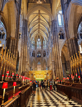 Westminster Abbey 🇬🇧 เที่ยวลอนดอนยังไงให้คุมงบได้