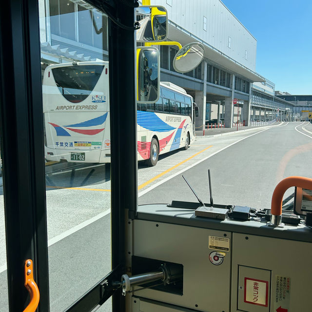 【成田空港】それぞれのターミナル行きシャトルバス