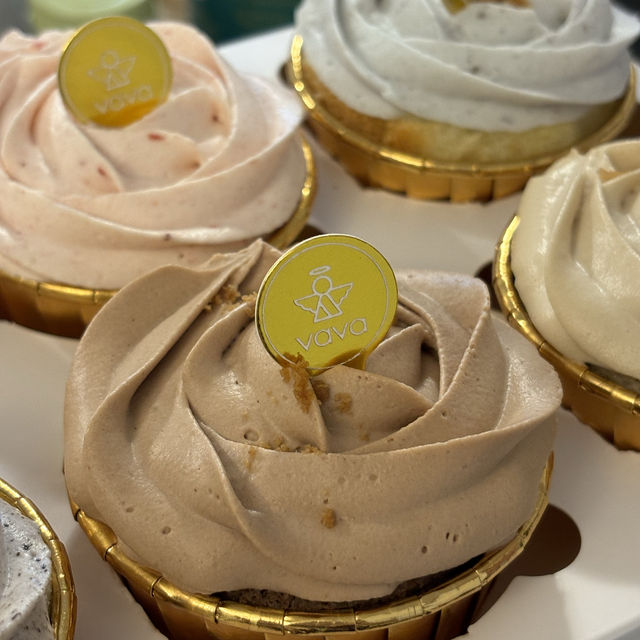【超抵價！多倫多VaVa Designer Cakes周年慶，CAD$12食到6款Mini枕邊故事系列】