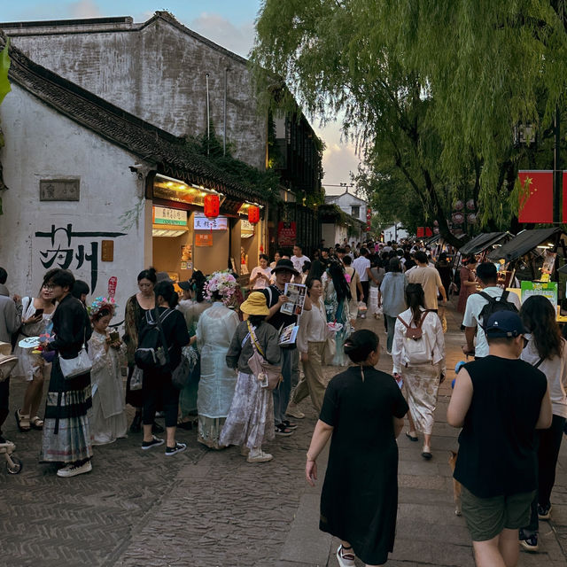 Escape to the Venice of the East, Suzhou