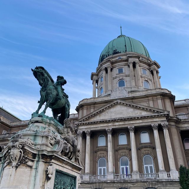 🇭🇺 The Iconic Buda Castle 🏰