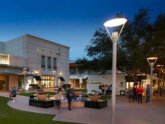 Biltmore Fashion Park

