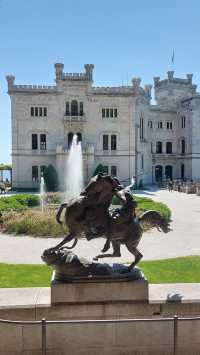 What a mesmerizing castle!