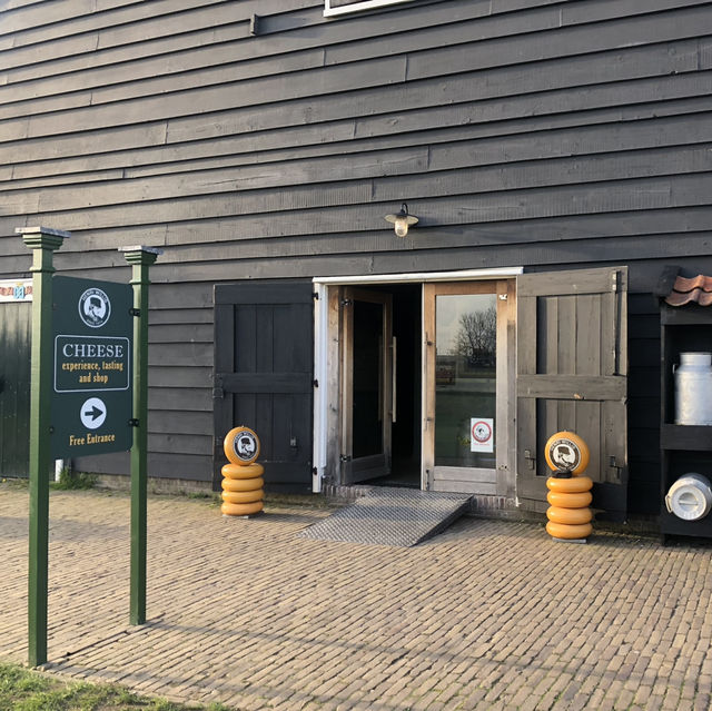 荷蘭🇳🇱令人無法抗拒的打卡景點Zaanse Schans風車村