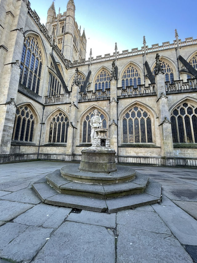 How I Conquered Bath in 48 Hours: Soaks, Scones, and a Side of Bridgerton Vibes✨🍷