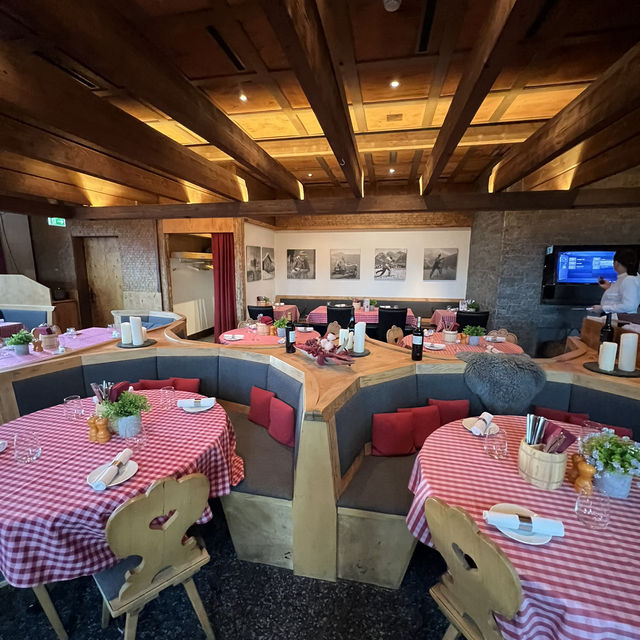 Mövenpick Restaurant Zürich, 뫼벤픽 레스토랑에서 만난 스위스의 정수! 🇨🇭
